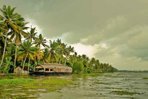 God’s Own Country (Keralam) 5N - 6D