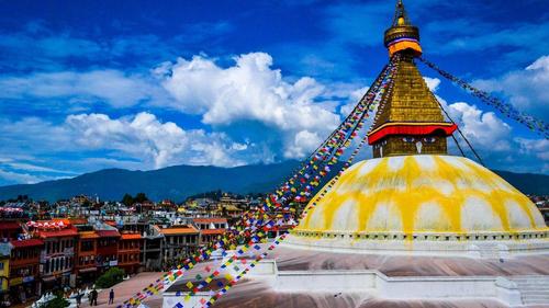 Nepal-Her Himalayan Quest (EX: KTM)