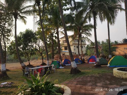Beachside Camping At Kashid : A Musical Affair with Sky Lanterns