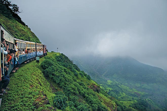 Pune To Matheran